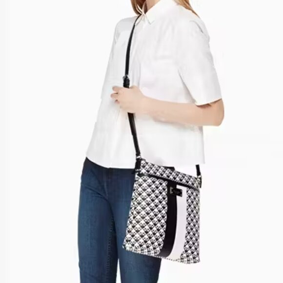 KATE SPADE NEW YORK “Penn Place‎ Keisha” Crossbody Bag (Retired) BEAUTIFUL!